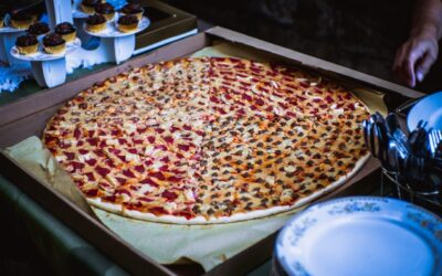 How Many Slices In A Large Pizza